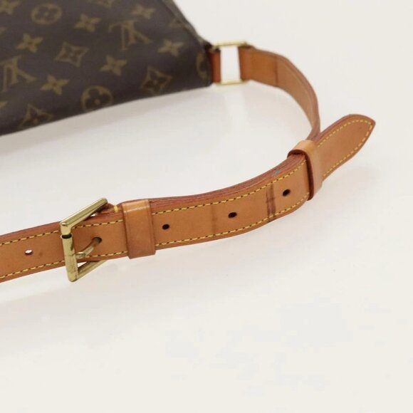 LOUIS VUITTON Monogram Musette Shoulder Bag - Picture 7 of 15
